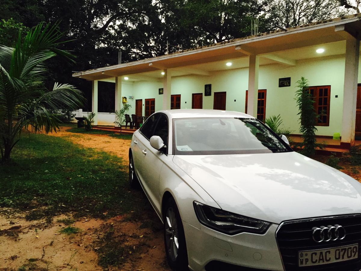 Punkalasa Tourist Lodge Anuradhapura Esterno foto